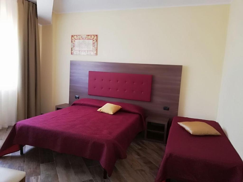 Agriturismo Il Drago Mirabella Imbaccari Bagian luar foto