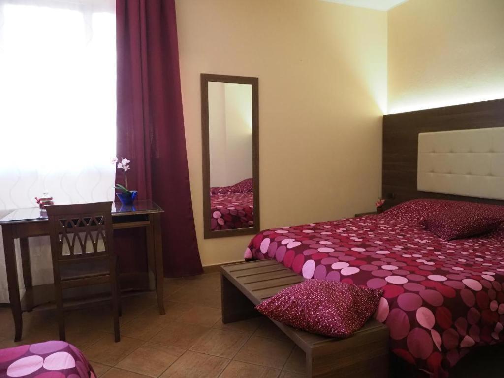 Agriturismo Il Drago Mirabella Imbaccari Bagian luar foto