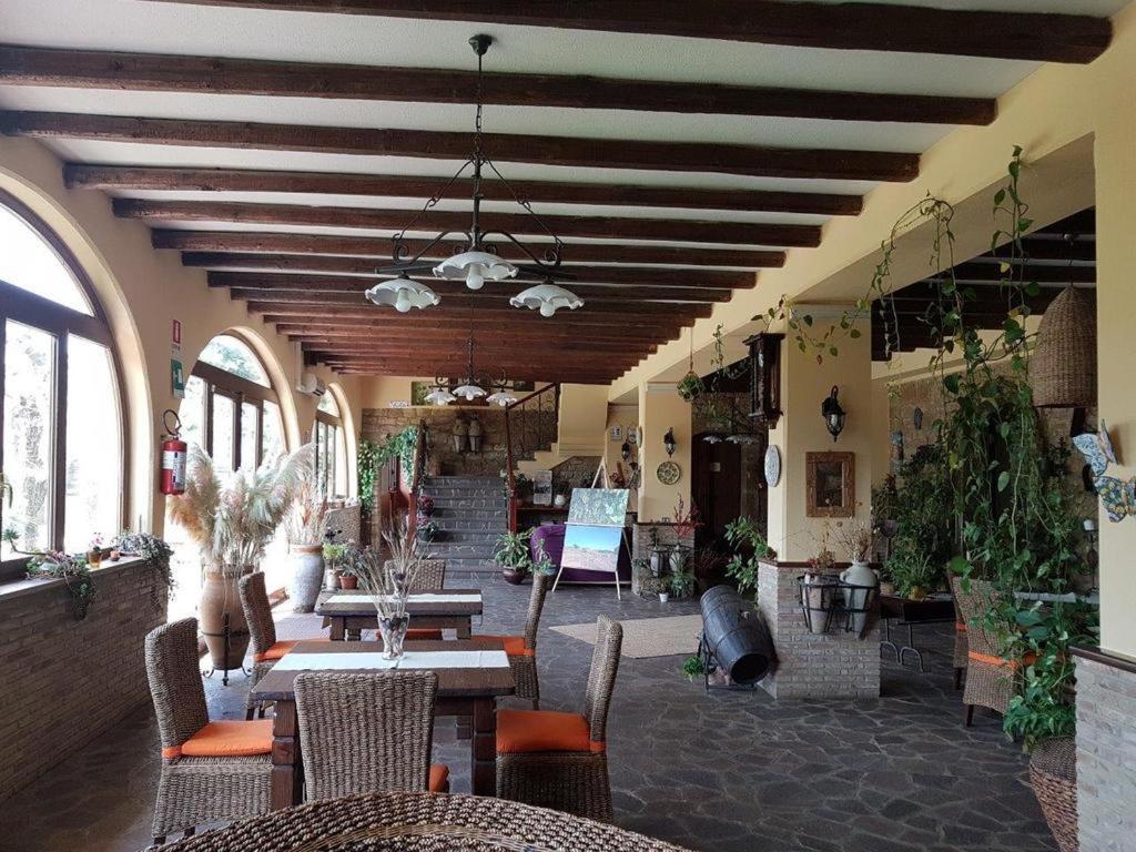 Agriturismo Il Drago Mirabella Imbaccari Bagian luar foto