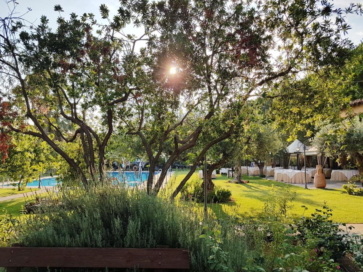 Agriturismo Il Drago Mirabella Imbaccari Bagian luar foto