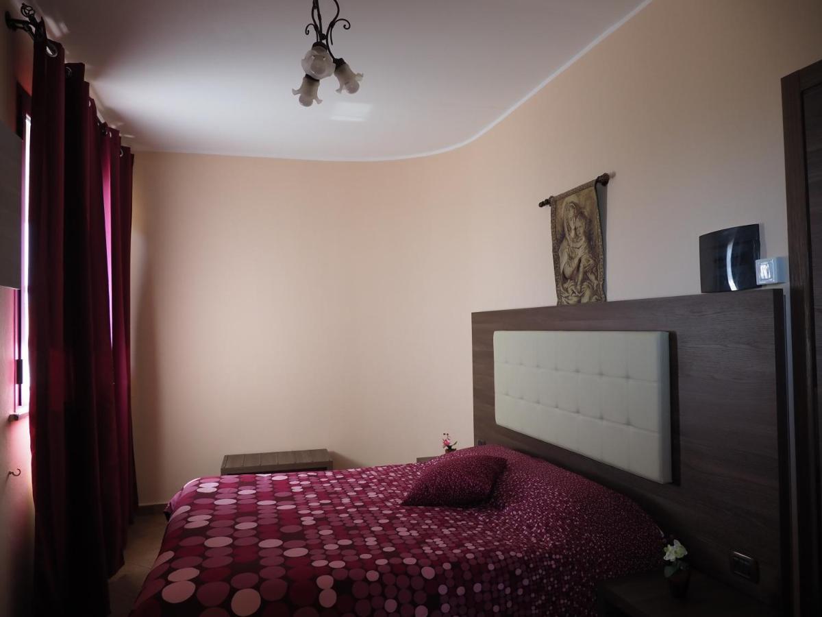 Agriturismo Il Drago Mirabella Imbaccari Bagian luar foto