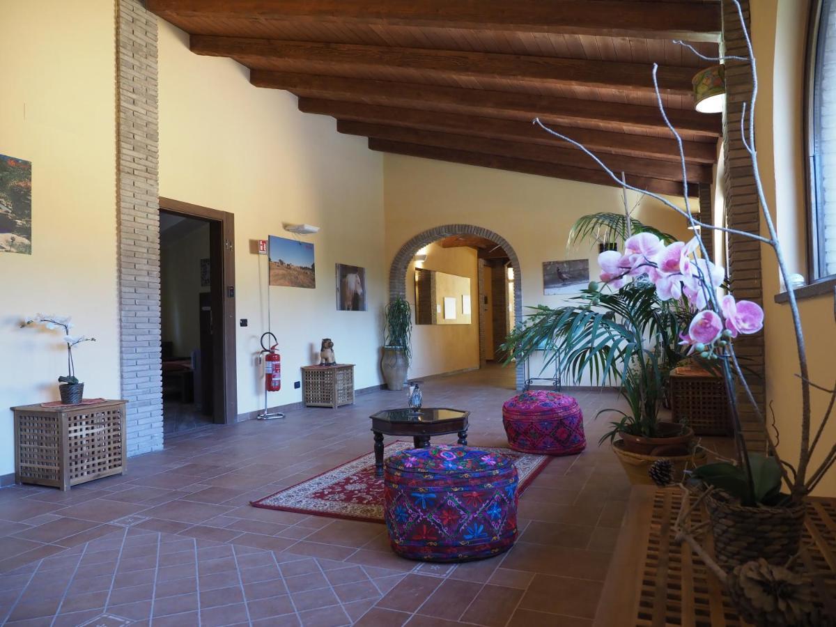 Agriturismo Il Drago Mirabella Imbaccari Bagian luar foto
